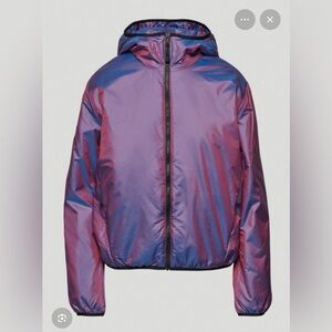 TNA Pillow Puff Packable Jacket Iridescent Mulberry